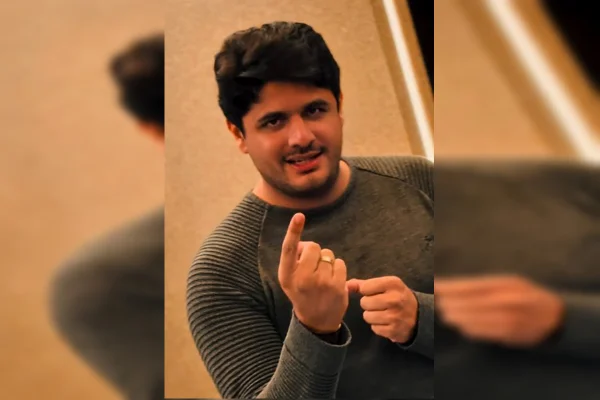 Saiba quem é o cantor denunciado por médica após agressão em quarto