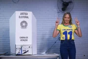 Celina Leão votando no Lago Norte Celina Leão votando no Lago Norte