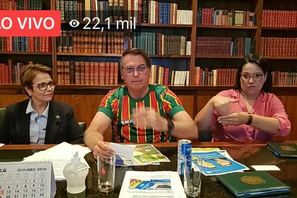 Decreto sobre o SUS será reeditado na próxima semana, diz Bolsonaro