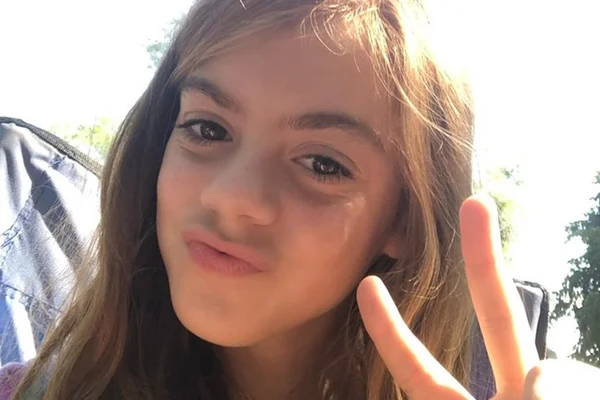 Menina de 10 anos morre após contrair ameba que “come o cérebro”