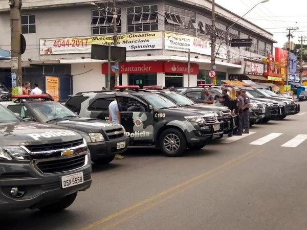 Gerente teve explosivos presos ao corpo em tentativa de roubo a banco