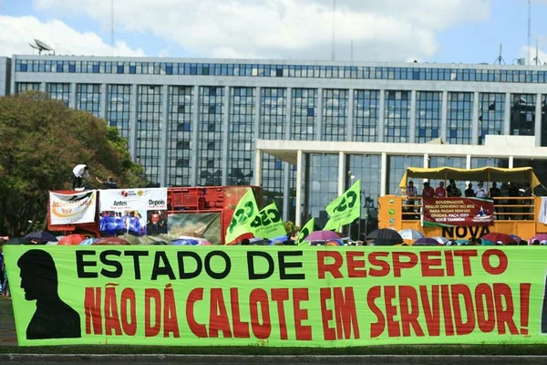 Sindicatos se preparam para cobrar promessas de campanha de Ibaneis