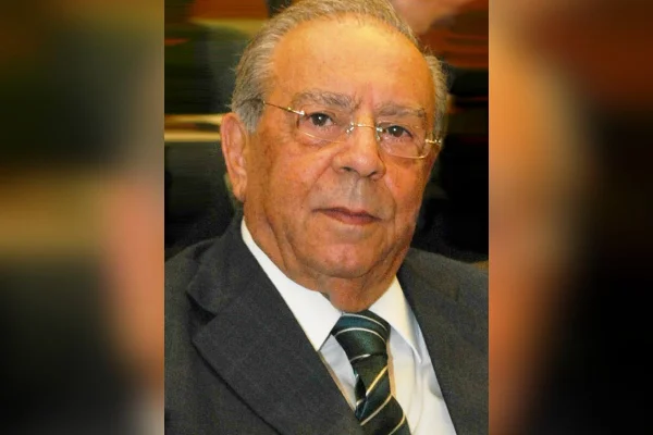 Imagem colorida do ex-prefeito e ex-deputado Antonio Salim Curiati. Metrópoles