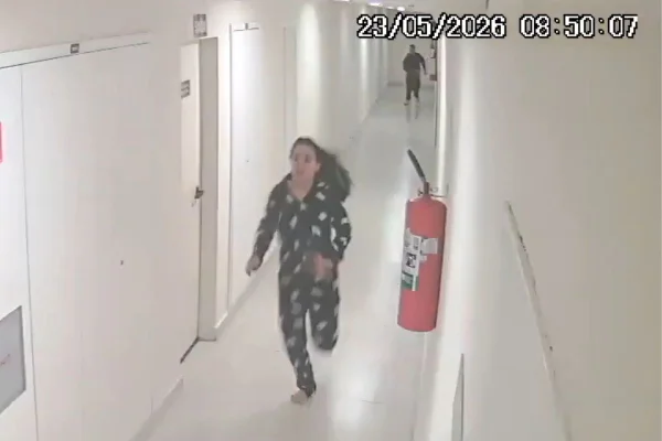 Preso em flagrante após invadir o apartamento da vítima, o homem já havia sido condenado a mais de 11 anos de prisão por estupro em 2015