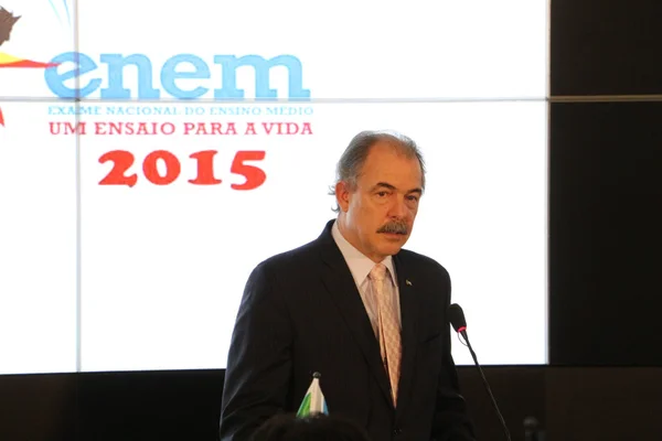 Enem “foi o mais completo êxito”, diz Mercadante