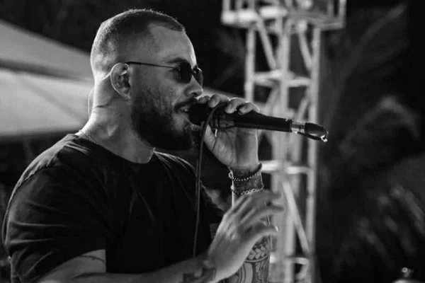Cantor Piettro Dias