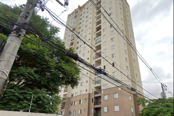 Imagem colorida de prédio de 15 andares - Metrópoles