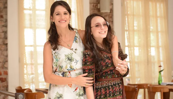 Crítica: “Fala Sério, Mãe!” é mais uma comédia nacional sem identidade