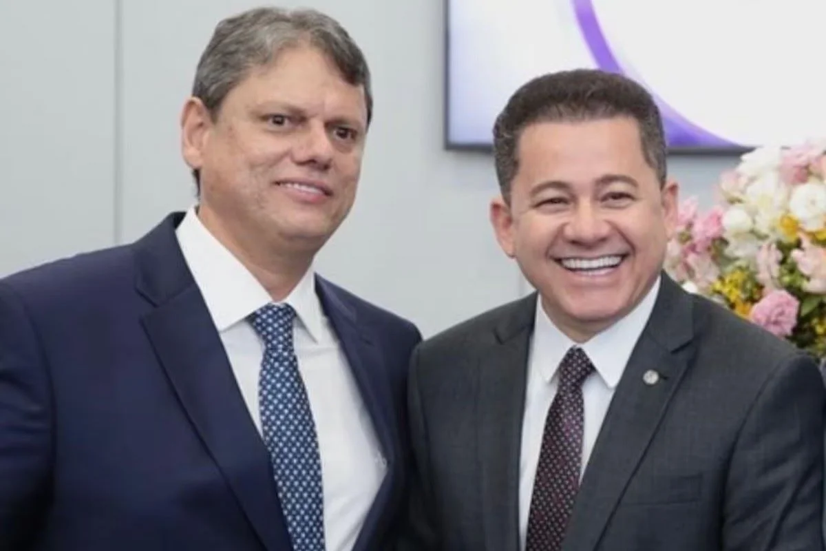 O governador Tarcísio de Freitas (Republicanos) e o deputado Cezinha de Madureira (PL). O governador Tarcísio de Freitas (Republicanos) e o deputado Cezinha de Madureira (PL).