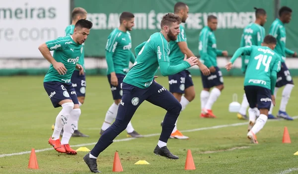 Palmeiras deve ter força máxima para jogo contra o Inter