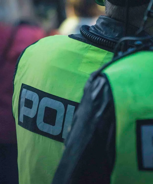 Policiais penais são presos com maconha, chips e cartas no Acre
