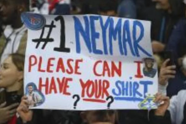 Neymar demitido do PSG, por enquanto, tem cara de fake news