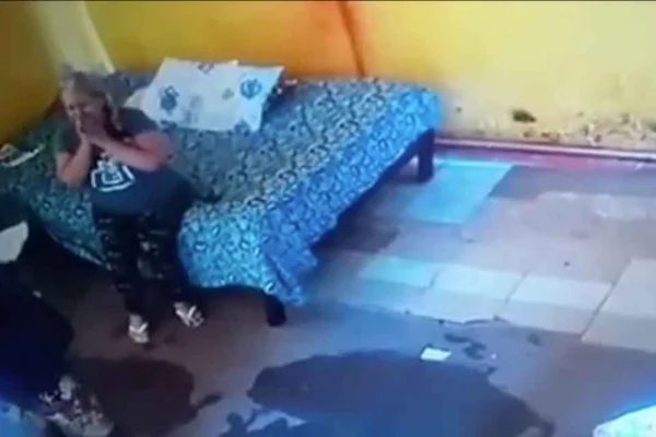 Mulher achada morta em motel implora pela vida