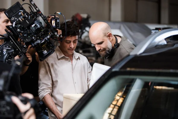 Leonardo Lacca, diretor assistente de O Agente Secreto, trabalha em novo filme - Metrópoles