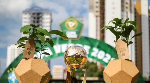 Brasiliense se reapresenta e conhece seu adversário da Copa Verde