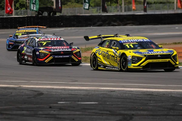 Enzo Elias marca melhor volta e lidera segundo treino da Stock Car - destaque galeria Enzo Elias marca melhor volta e lidera segundo treino da Stock Car - destaque galeria