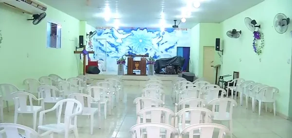 foto de salão de igreja que foi furtada