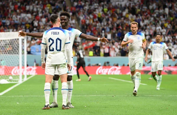Phil Foden e Saka