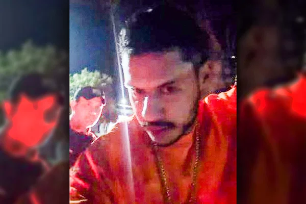 Hungria posta nas redes sociais abordagem policial após sair de bar
