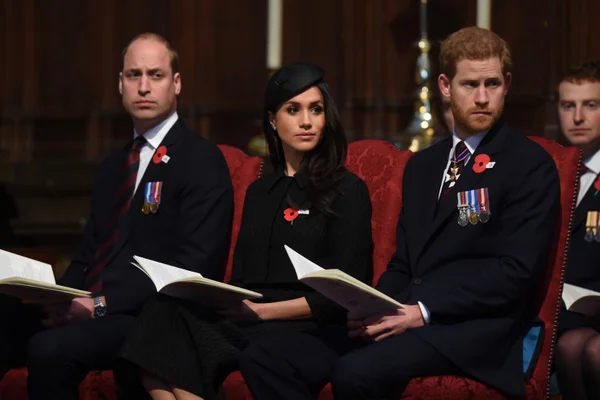 Clima tenso entre príncipe William e príncipe Harry após briga sobre Meghan Markle