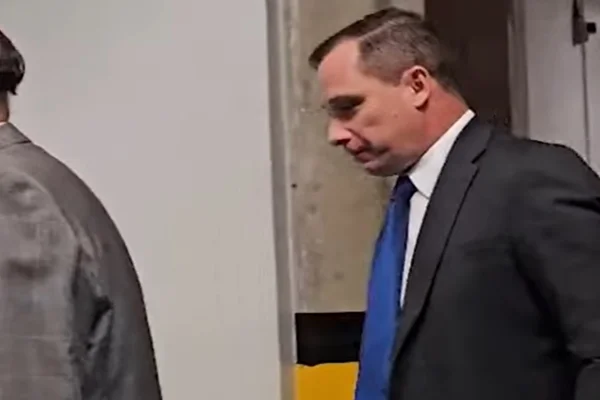 Cid passa por audiência no STF sobre cumprimento de sua pena