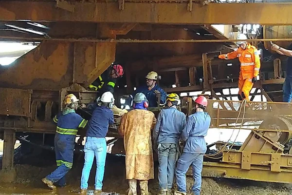 Brumadinho: homem morre esmagado em esteira de mineradora