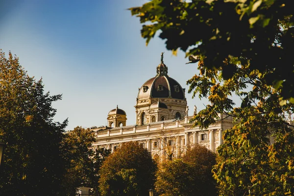 Vista de Viena, Áustria. O país está entre os mais baratos para viajar na Europa na baixa temporada