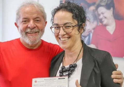 Petista defende intimar fotojornalista da Folha por registro de Lula