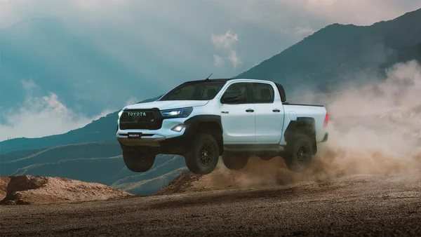 Picape Hilux GR-Sport é renovada. Custa agora R$ 367.390