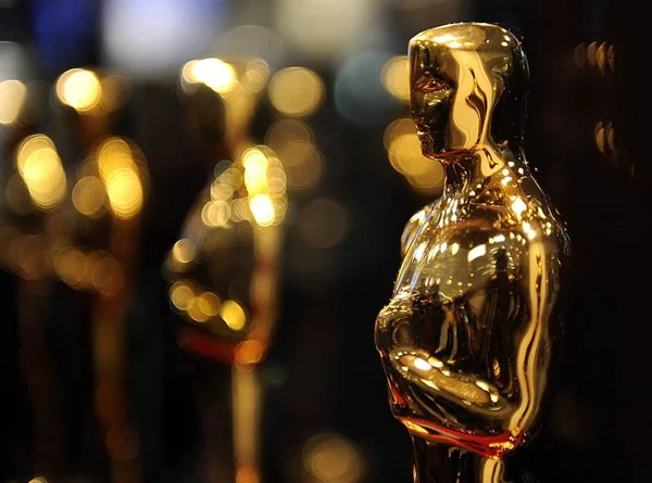 Entenda o que causou a confusão na entrega do Oscar de melhor filme