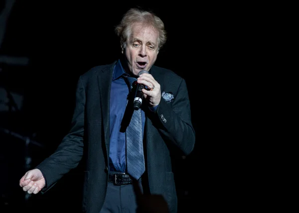 Cantor de rock Eddie Money morre aos 70 anos
