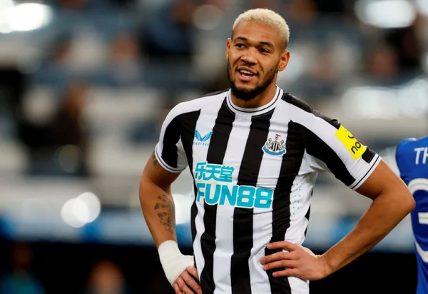 Joelinton é detido na Inglaterra acusado de dirigir embriagado