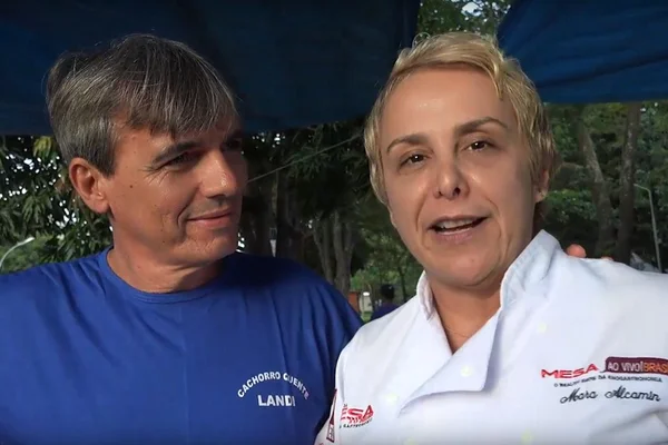 Após destilar preconceito, Mara chora e pede perdão no “Fofocalizando”