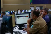 Brasília 05/10/25. Painel do centro de monitoramento integrado da PRF acompanhando as ocorrências CPNU 2025.