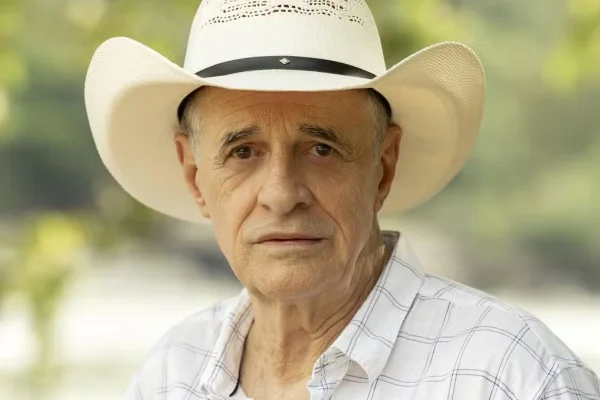 Marcos Caruso detalha preparação para viver empresário sertanejo