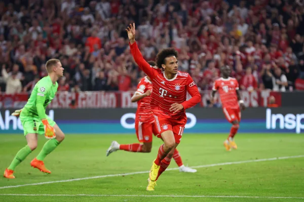 Bayern bate Barcelona em reencontro com Lewandowski