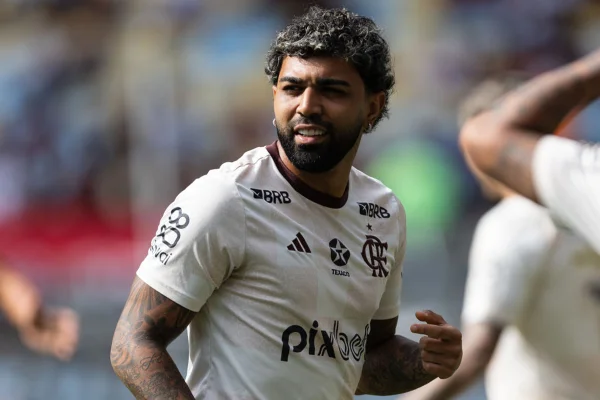 Imagem colorida de Gabigol - Metrópoles