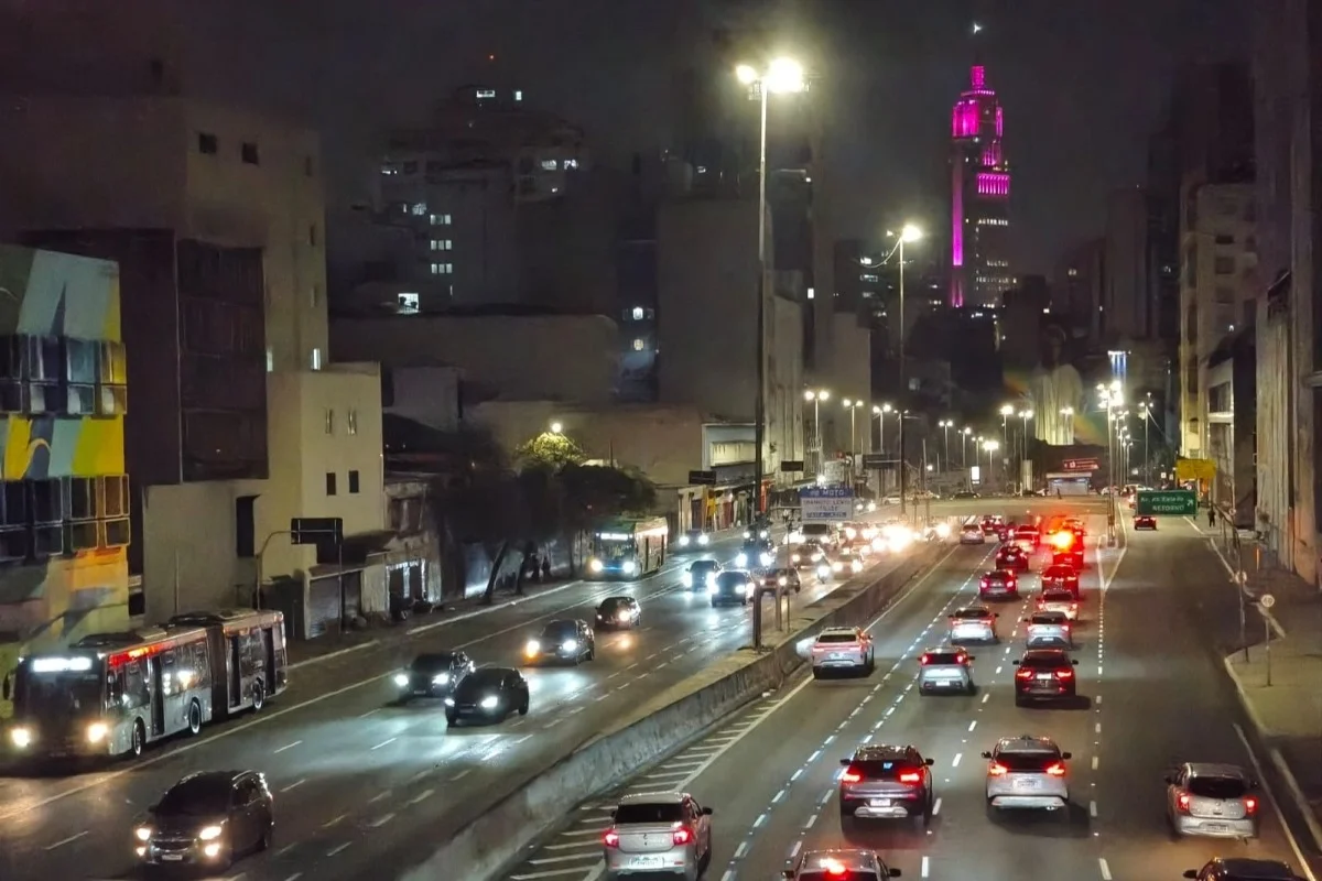 Trânsito em São Paulo Trânsito em São Paulo