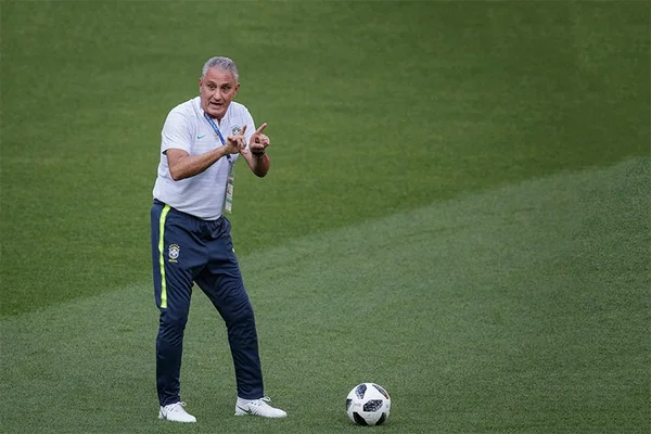 Tite nega mudanças contra Sérvia e defende choro dos jogadores na Copa