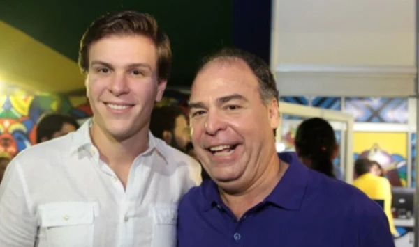 Filho de líder de Bolsonaro se descola do pai de olho em 2022