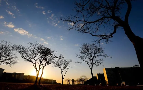 Secretaria de Economia transmite ao vivo diariamente pôr do sol de Brasília