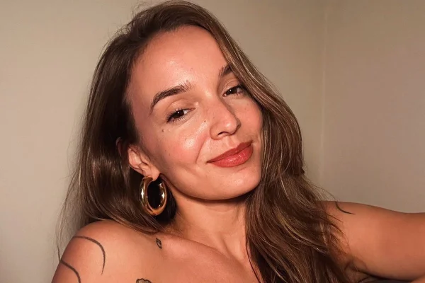 Influencer Bri Fancy, "meio brasileira" - Metrópoles