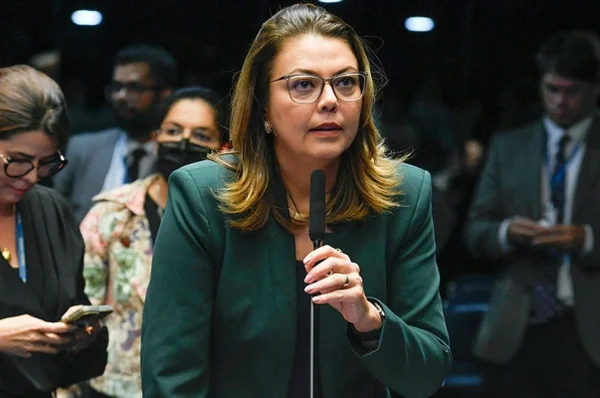 A senadora Leila Barros (PDT-DF) - Metrópoles