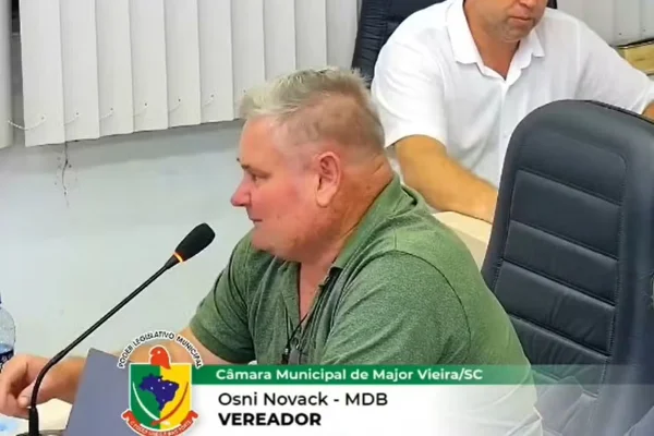 SC: vereador defende morte de cães soltos e fala em “servicinho”