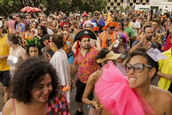 Folia já começou no DF: confira a agenda do pré-Carnaval