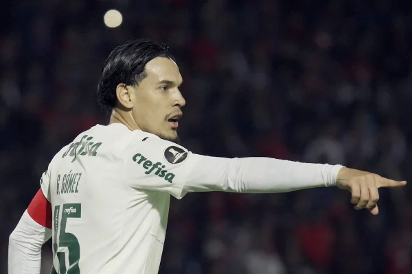 Gustavo Gómez é o capitão do Palmeiras