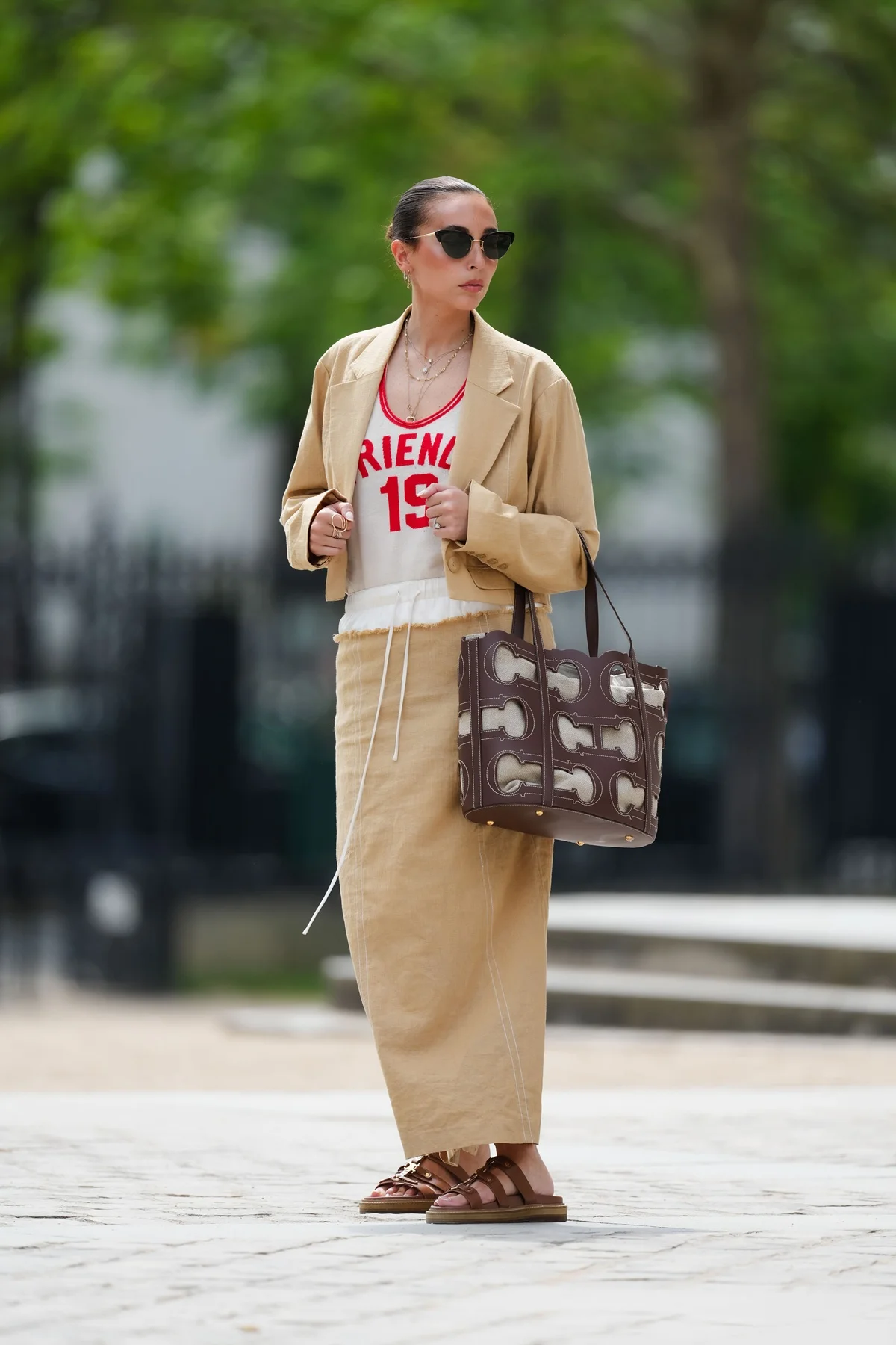 Proposta com maxi skirt Proposta com maxi skirt