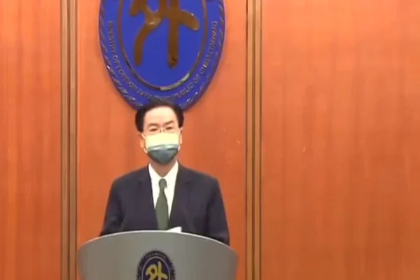 Ministro de Taiwan diz que a China se prepara para invadir a ilha
