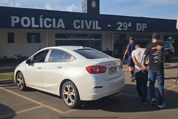 Preso - Metrópoles