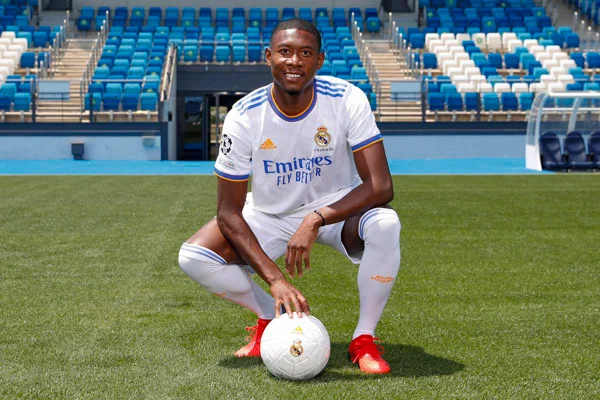 David Alaba é apresentado no Real Madrid